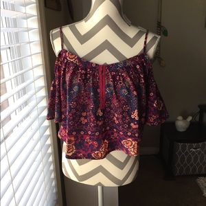 La Hearts Crop Top Blouse